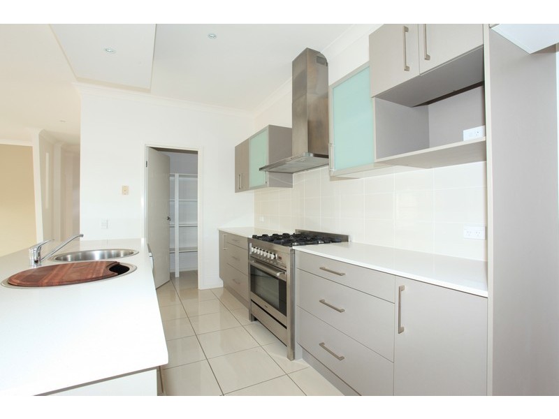 32 Ballesteros Street, North Lakes QLD 4509