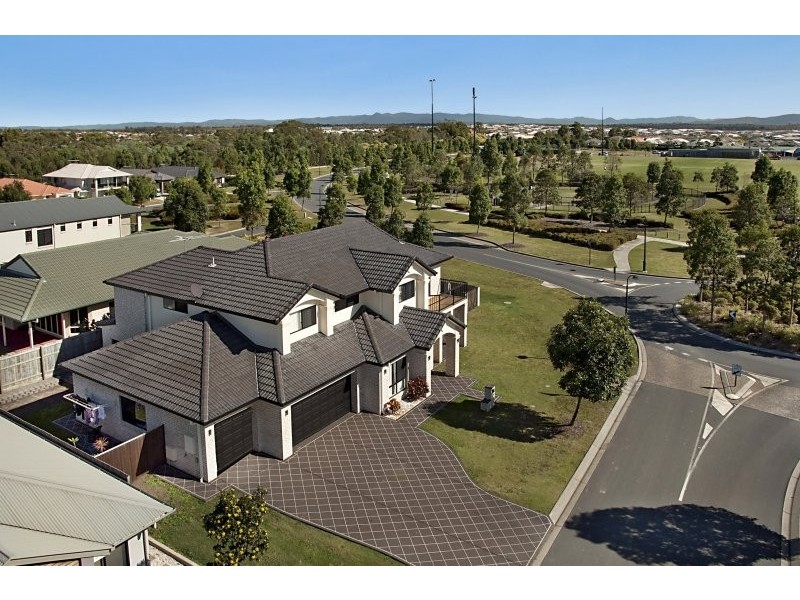 2 Redcedar Street, North Lakes QLD 4509