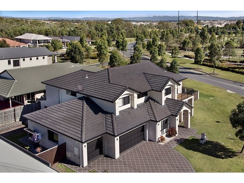 2 Redcedar Street, North Lakes QLD 4509