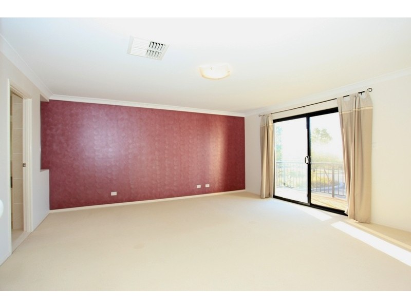 2 Redcedar Street, North Lakes QLD 4509
