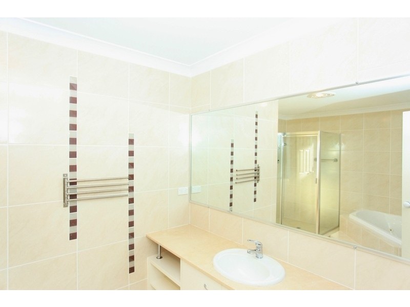2 Redcedar Street, North Lakes QLD 4509