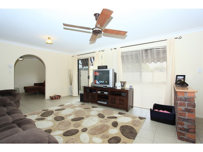 10 Finnegan Street, Rothwell QLD 4022