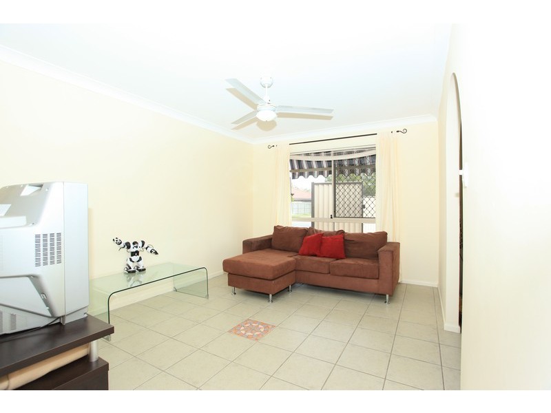 10 Finnegan Street, Rothwell QLD 4022