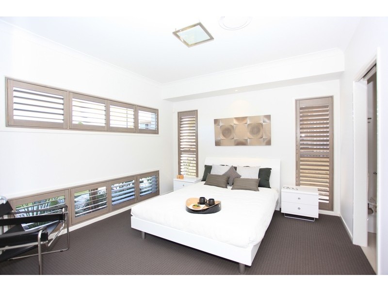 2 Moloney Place, North Lakes QLD 4509