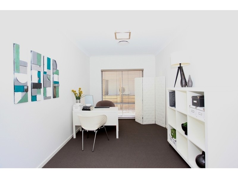 2 Moloney Place, North Lakes QLD 4509