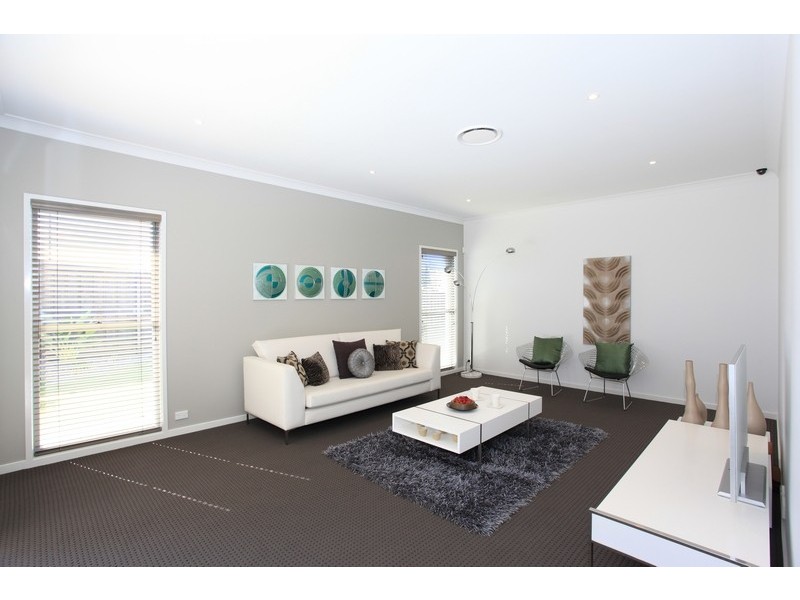 2 Moloney Place, North Lakes QLD 4509