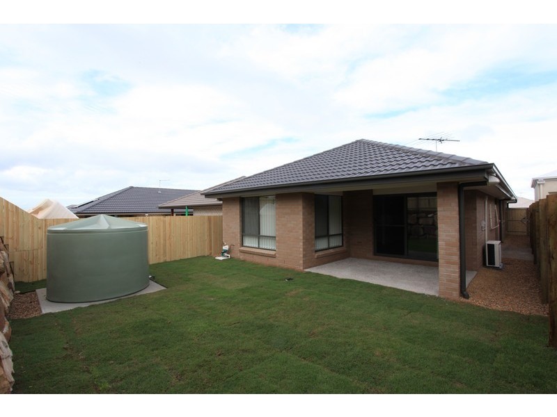 69 Daintree Circuit, North Lakes QLD 4509