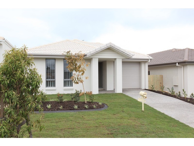 6 Lomond Crescent, North Lakes QLD 4509