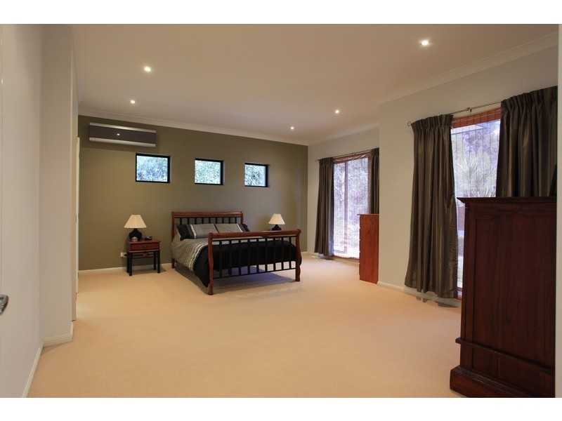 14 Hoya Close, North Lakes QLD 4509