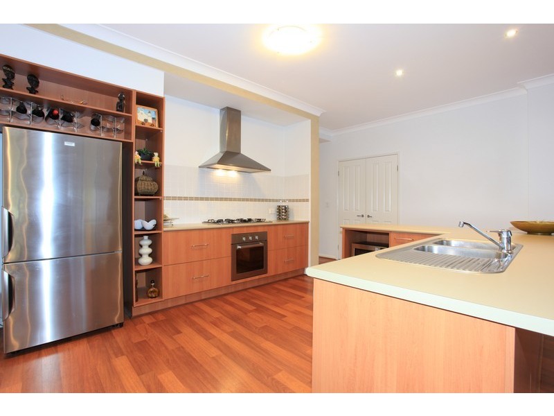 14 Hoya Close, North Lakes QLD 4509