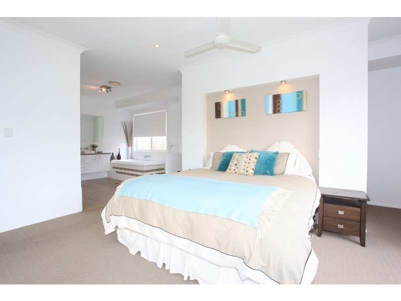21 Foambark Street, North Lakes QLD 4509