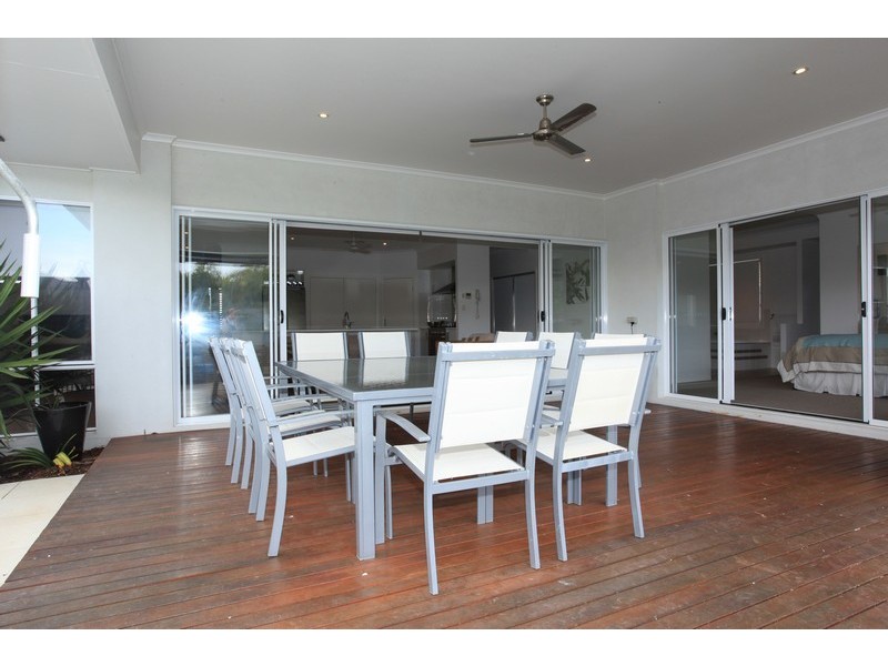 21 Foambark Street, North Lakes QLD 4509
