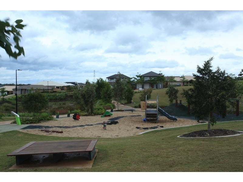 13 Tarragon Parade, Griffin QLD 4503