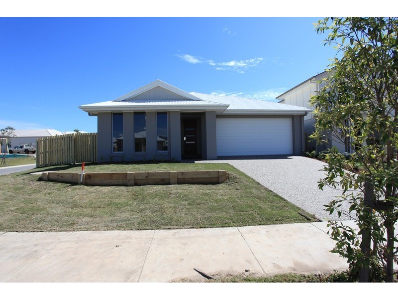 10 Friars Crescent, North Lakes QLD 4509