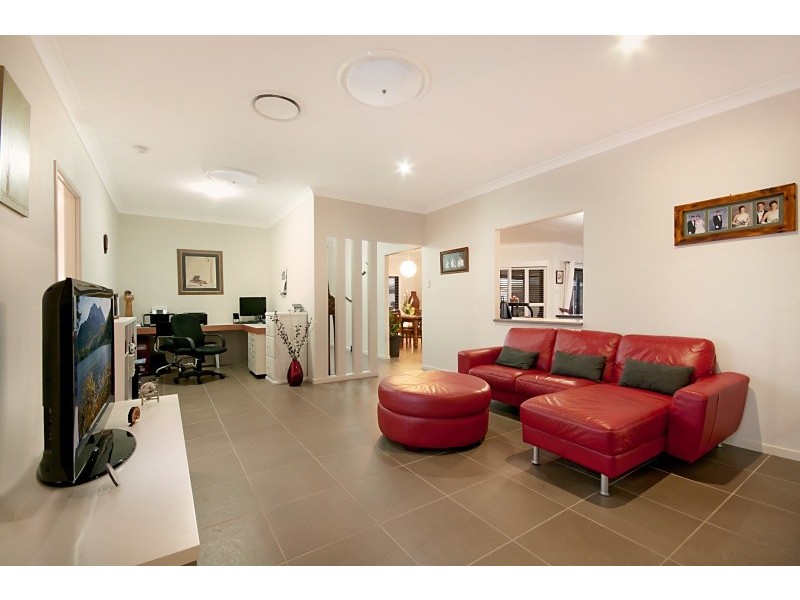 14 Pratincole Close, Mango Hill QLD 4509