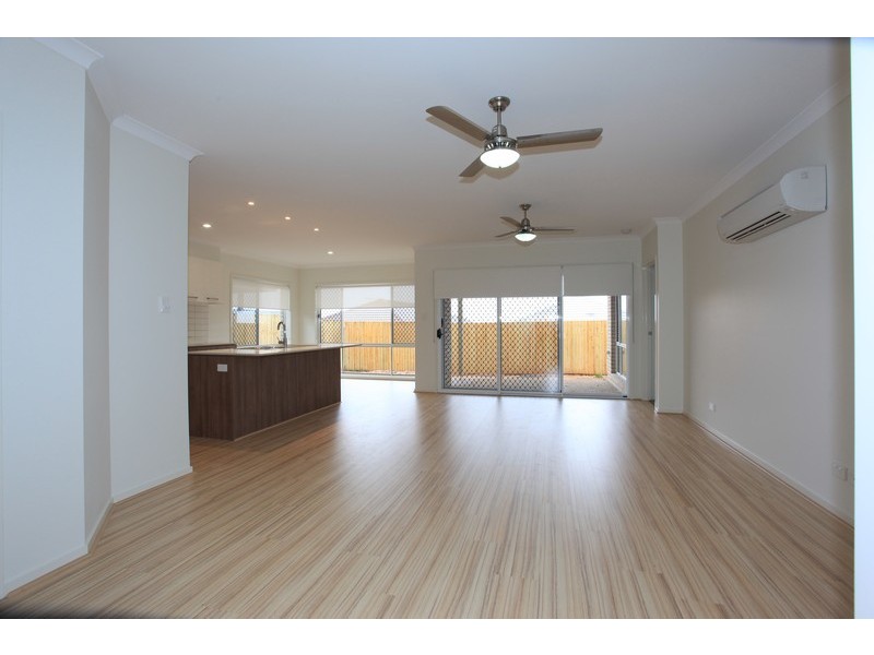 21 Moonie Crescent, North Lakes QLD 4509