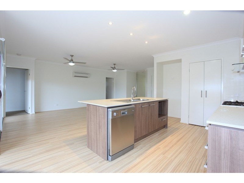 21 Moonie Crescent, North Lakes QLD 4509