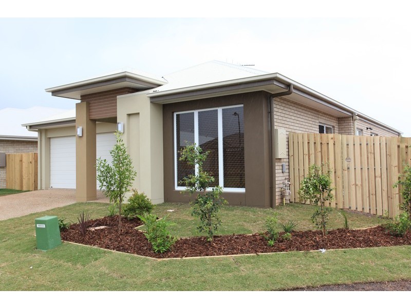 21 Moonie Crescent, North Lakes QLD 4509