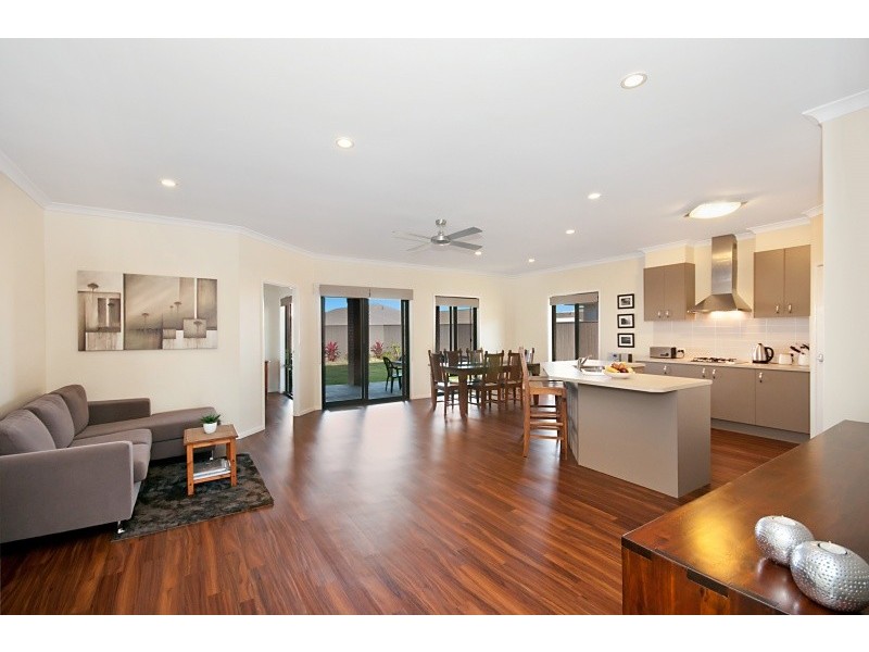 20 Carmody Parade, North Lakes QLD 4509