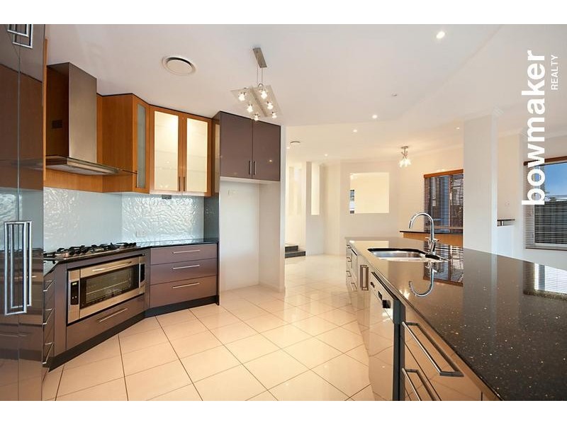 24 Sandpiper Avenue, North Lakes QLD 4509