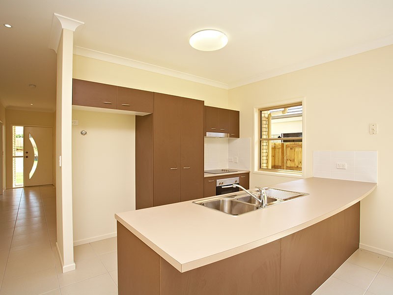 11 Calder Street, North Lakes QLD 4509