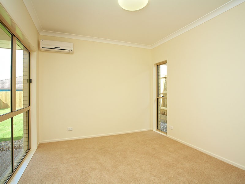 11 Calder Street, North Lakes QLD 4509