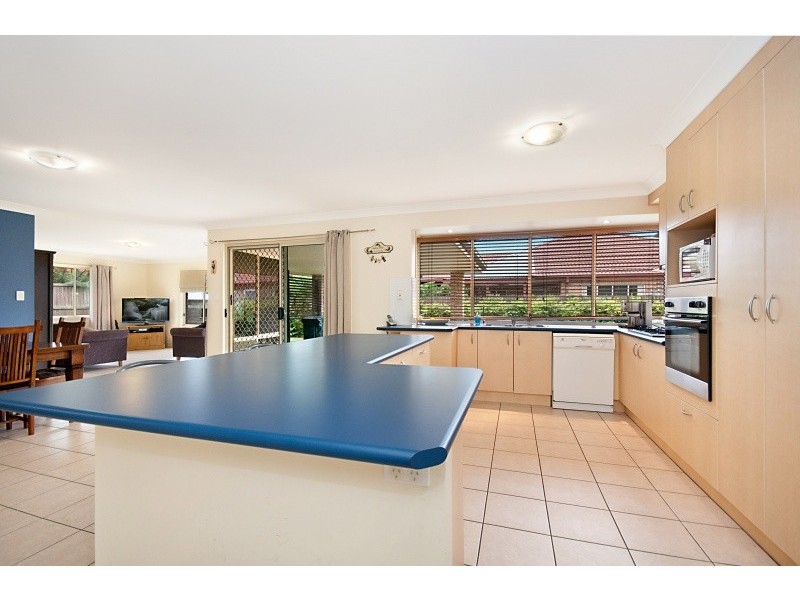 17 Heathcote Avenue, North Lakes QLD 4509