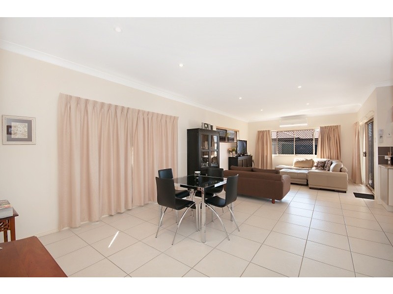 7 Kennedia Court, North Lakes QLD 4509
