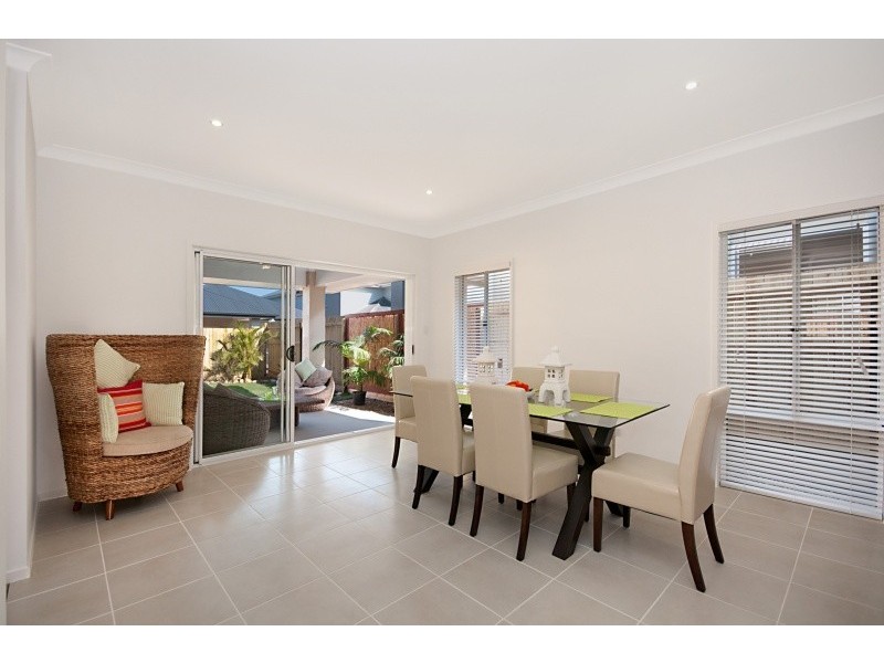 7 Friars Crescent, North Lakes QLD 4509