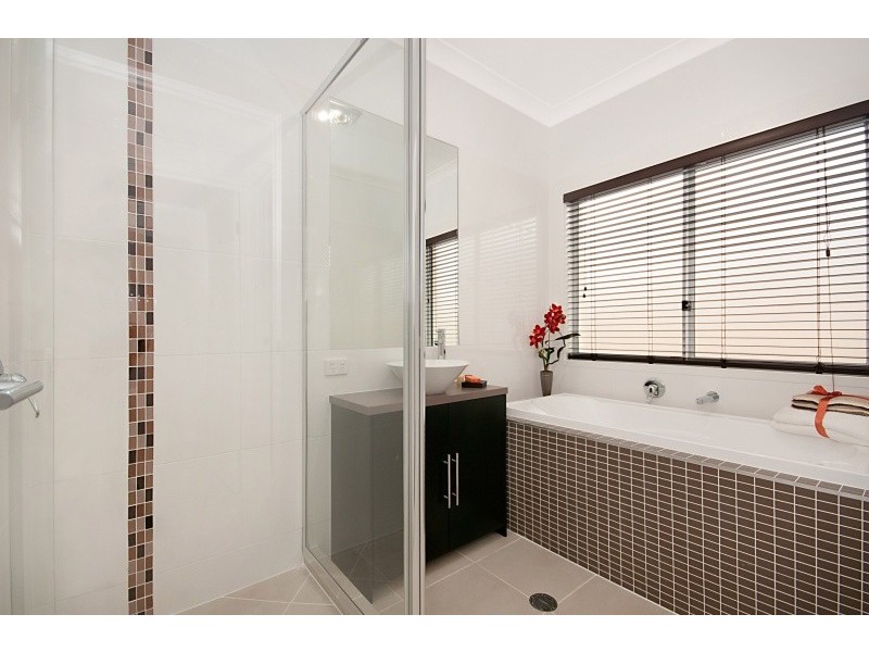 7 Friars Crescent, North Lakes QLD 4509