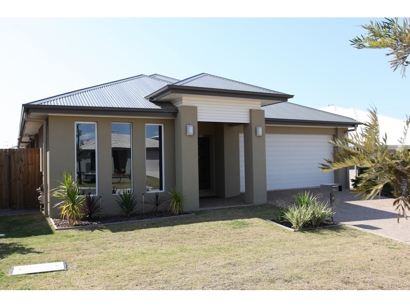 6 Price Street, North Lakes QLD 4509