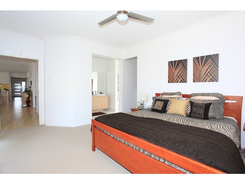 6 Price Street, North Lakes QLD 4509