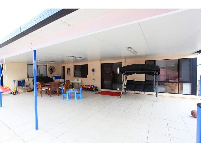 5 Chilton Crescent, North Lakes QLD 4509