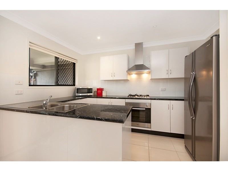 1A First Street, North Lakes QLD 4509
