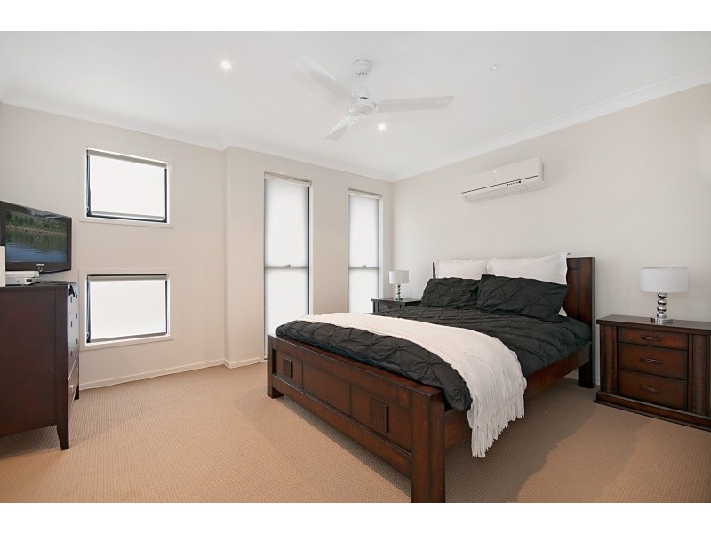 1A First Street, North Lakes QLD 4509