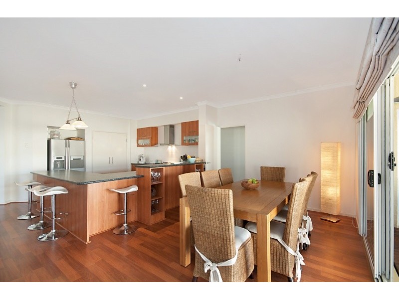 1 Allenby Close, North Lakes QLD 4509
