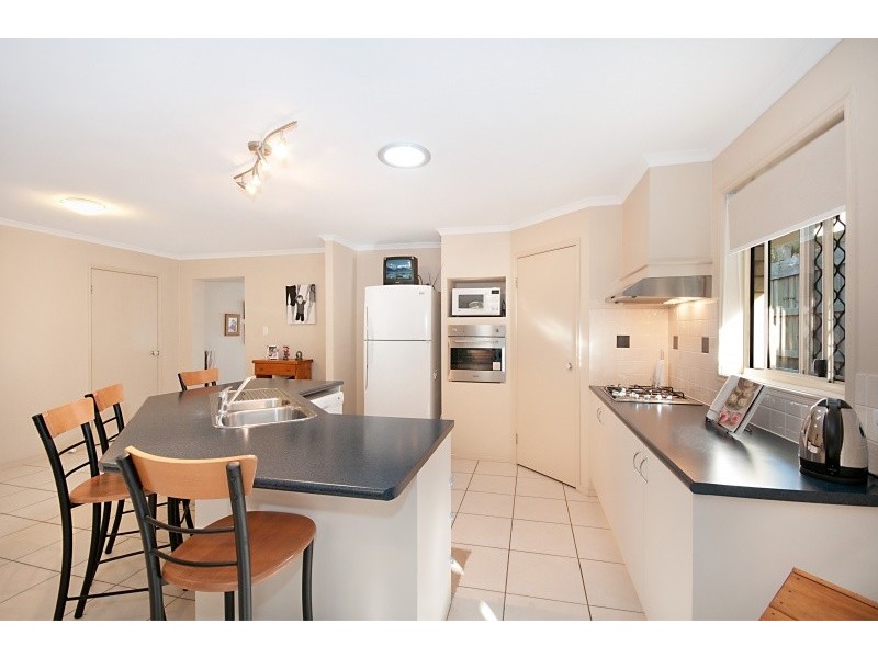 10 Saffron Court, North Lakes QLD 4509
