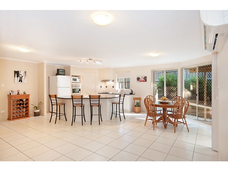 10 Saffron Court, North Lakes QLD 4509