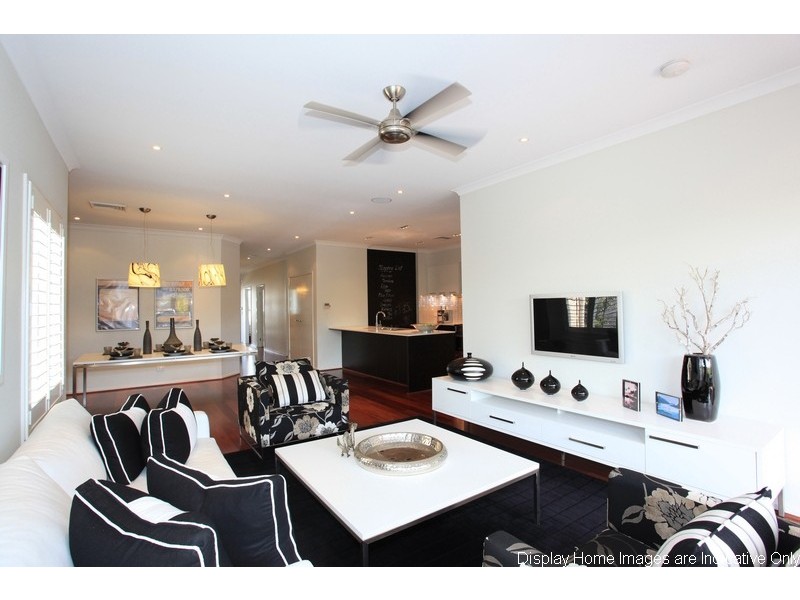 32 Severn Crescent, North Lakes QLD 4509