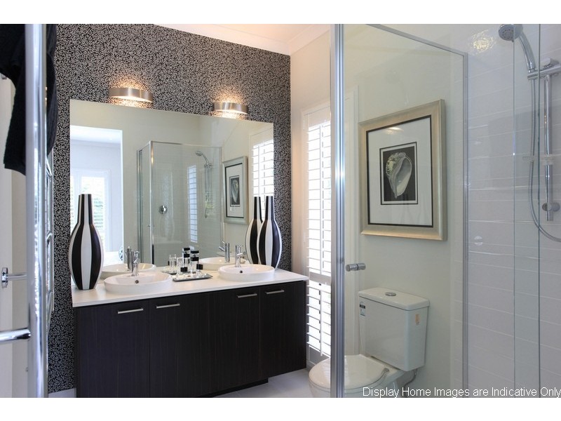 32 Severn Crescent, North Lakes QLD 4509