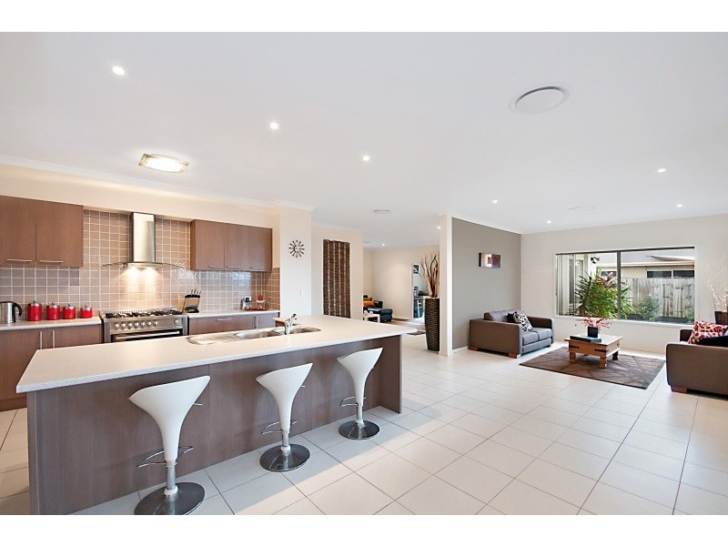 46 Whitecedar Circuit, North Lakes QLD 4509