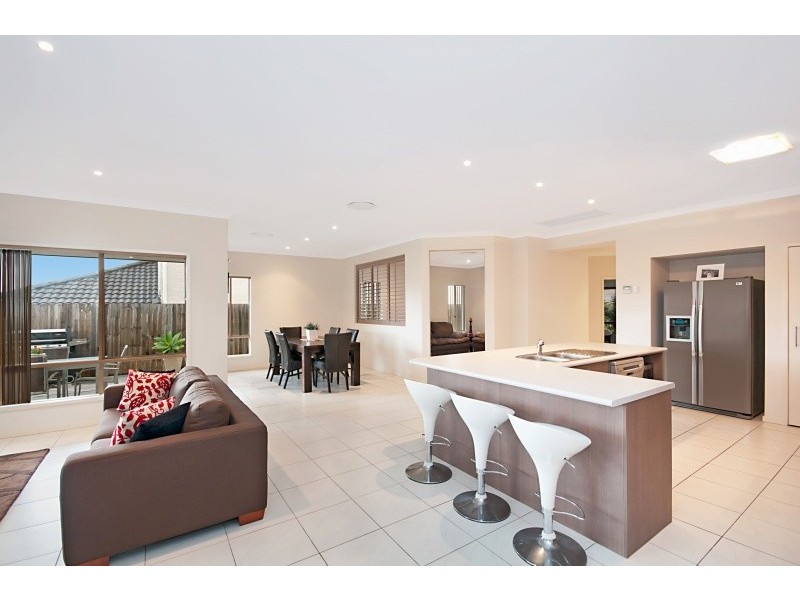 46 Whitecedar Circuit, North Lakes QLD 4509