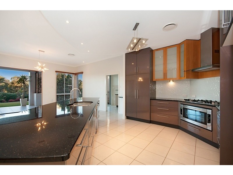 24 Sandpiper Avenue, North Lakes QLD 4509