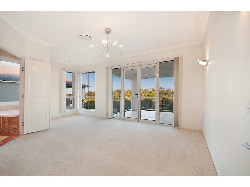 24 Sandpiper Avenue, North Lakes QLD 4509