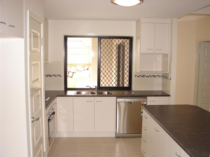 10 Ningaui Crescent, North Lakes QLD 4509