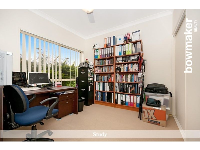 6 Armour Close, North Lakes QLD 4509