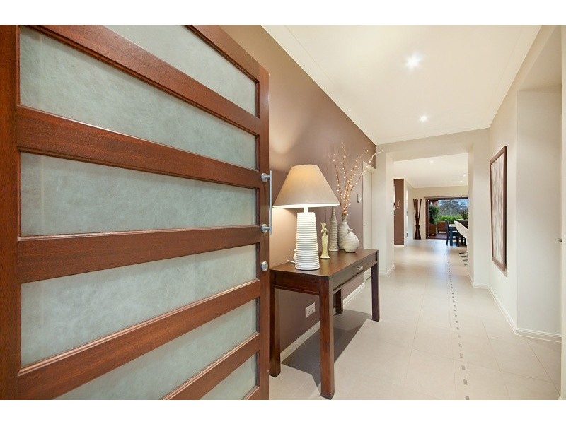 24 Kowari Crescent, North Lakes QLD 4509