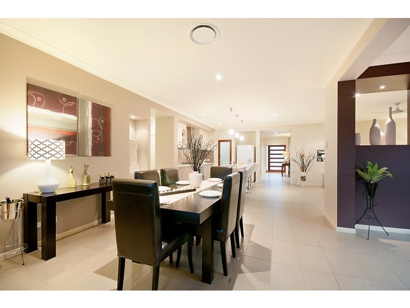 24 Kowari Crescent, North Lakes QLD 4509