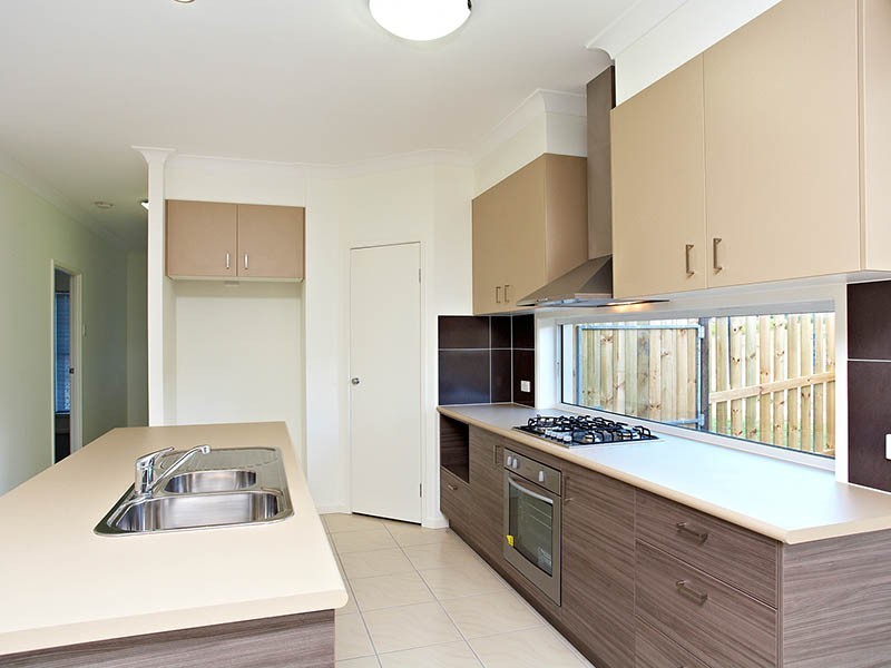 1 Mulgara Court, North Lakes QLD 4509