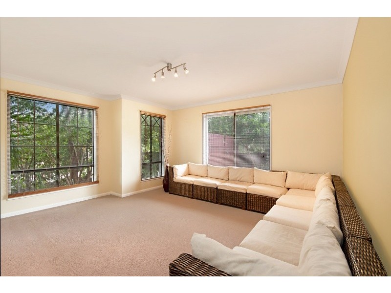 1 Willandra Parade, North Lakes QLD 4509